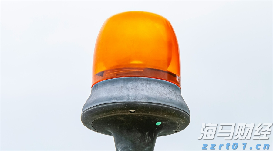 市六届人大常委会第55次主任会议召开
